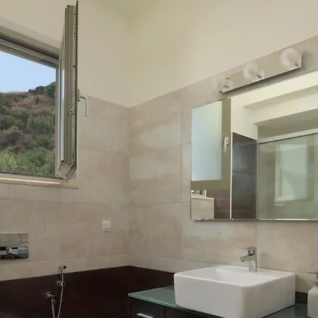 Sunrise Villa, A Secluded Gem In South Crete * Plakiás